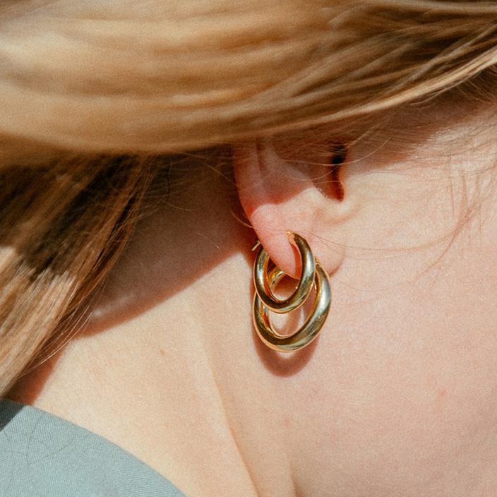 Sister Small Chunky Hoops / Gold