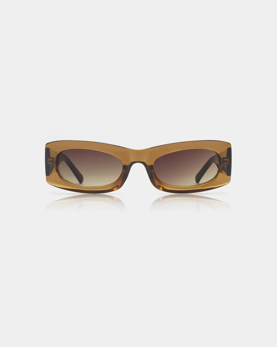 A.KJAERBEDE Sunglasses // FRIDA